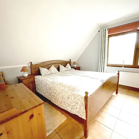 Apartment Darsser Weg 7 3 *