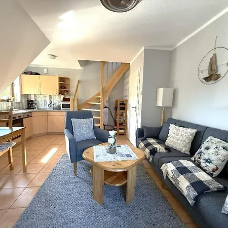 Apartment Darsser Weg 7 3 *
