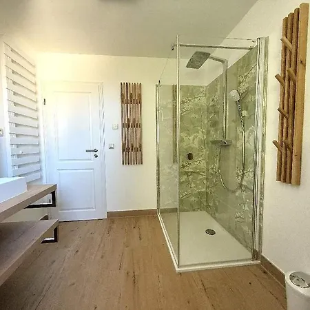 Apartment Darsser Weg 7 3 *