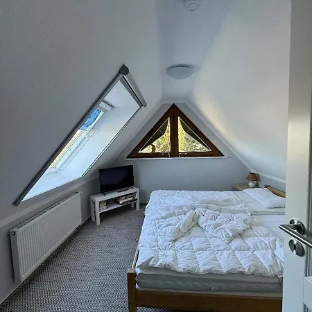 Darsser Weg 7 3 *